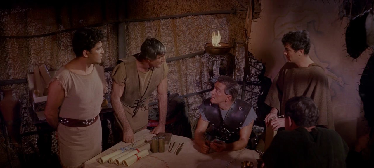 Spartacus (1960) BluRay Hindi + English 720p x264 AVC AAC 5.1 ESub.mkv.0003